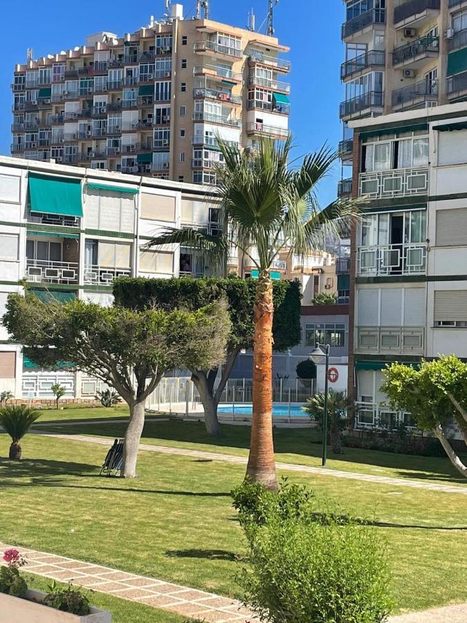 Seafront Recently Renovated Apartments 베날마데나코스타 외부 사진
